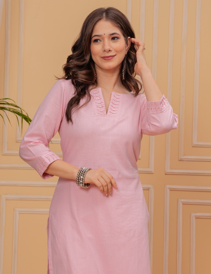 Elegant Pink Kurta with Delicate Embroidery