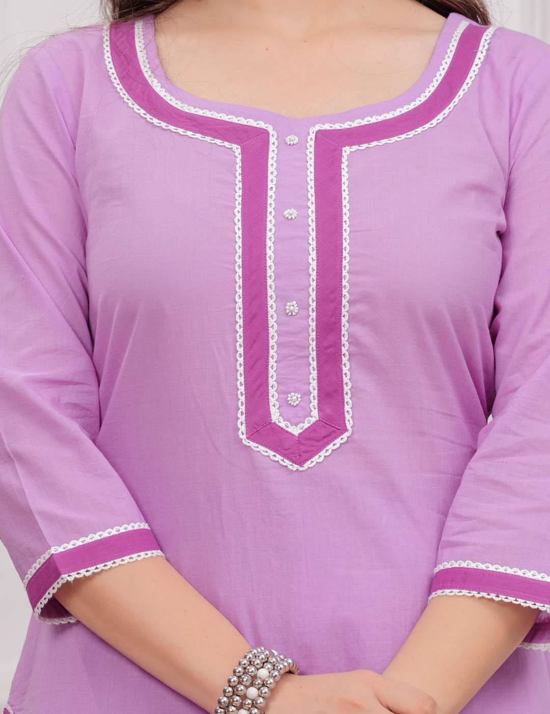 Elegant Lilac Traditional Salwar Kameez with Chiffon Dupatta