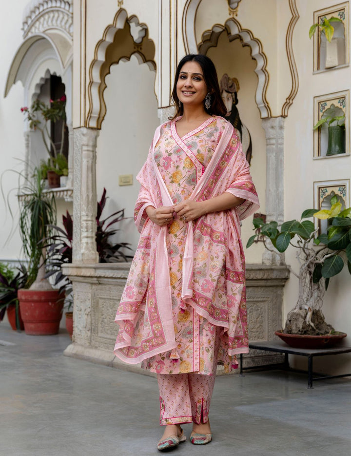 Rosy Reverie Kurta Set